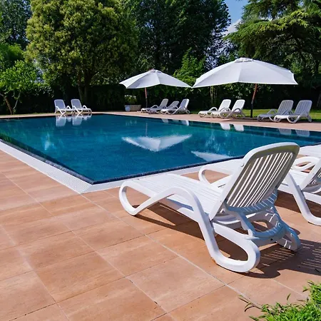 Vitti's - Verona Est Bed & Breakfast
