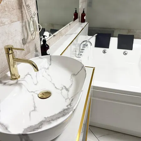Vitti's - Verona Est 4*